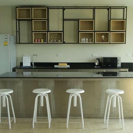 The Residence Thepkanjana Ban Khlong Krathum Baen Luaran gambar
