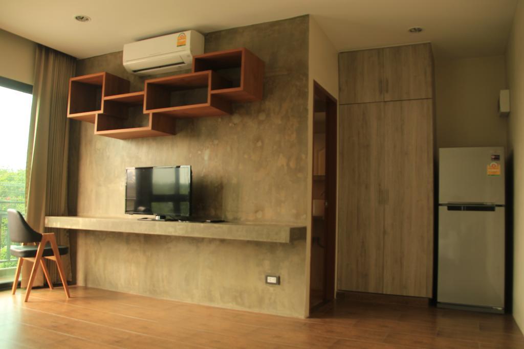 The Residence Thepkanjana Ban Khlong Krathum Baen Luaran gambar